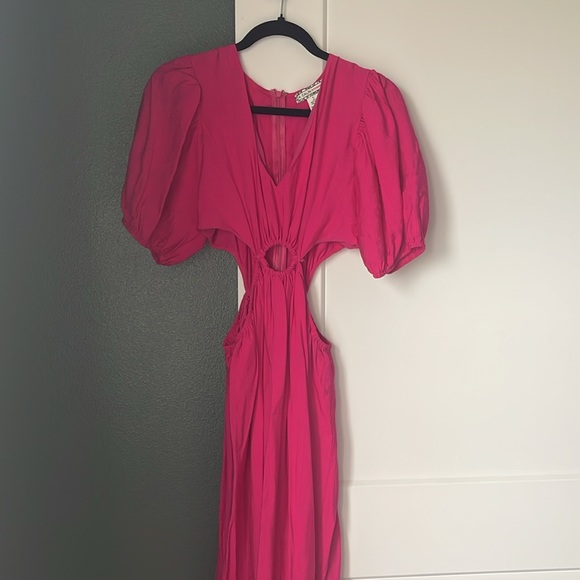 O-Ring cut out maxi dress - Picture 2 of 3